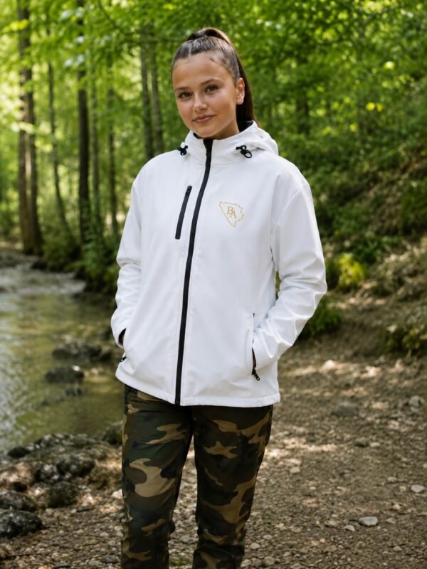 WhatsApp Image 2026-07-16 at 12.17.51 AM (2) Wildterra Alpha V Woodland Military Hlače – Limited Edition